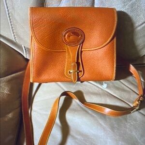 Classic Tan Leather Crossbody Bag